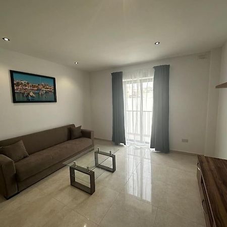 Duplex Penthouse In Gzira Sleeps 6 Lägenhet Exteriör bild